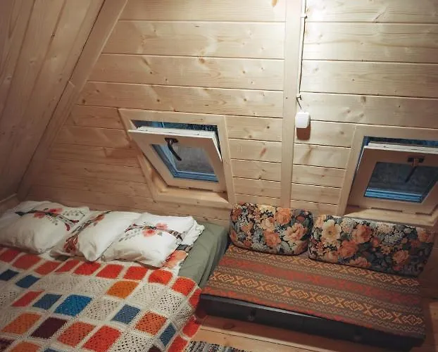 Dziewiecsil Blisko Ziemi Gory Stolowe Duszniki Zdroj 펜션 Lewin Klodzki